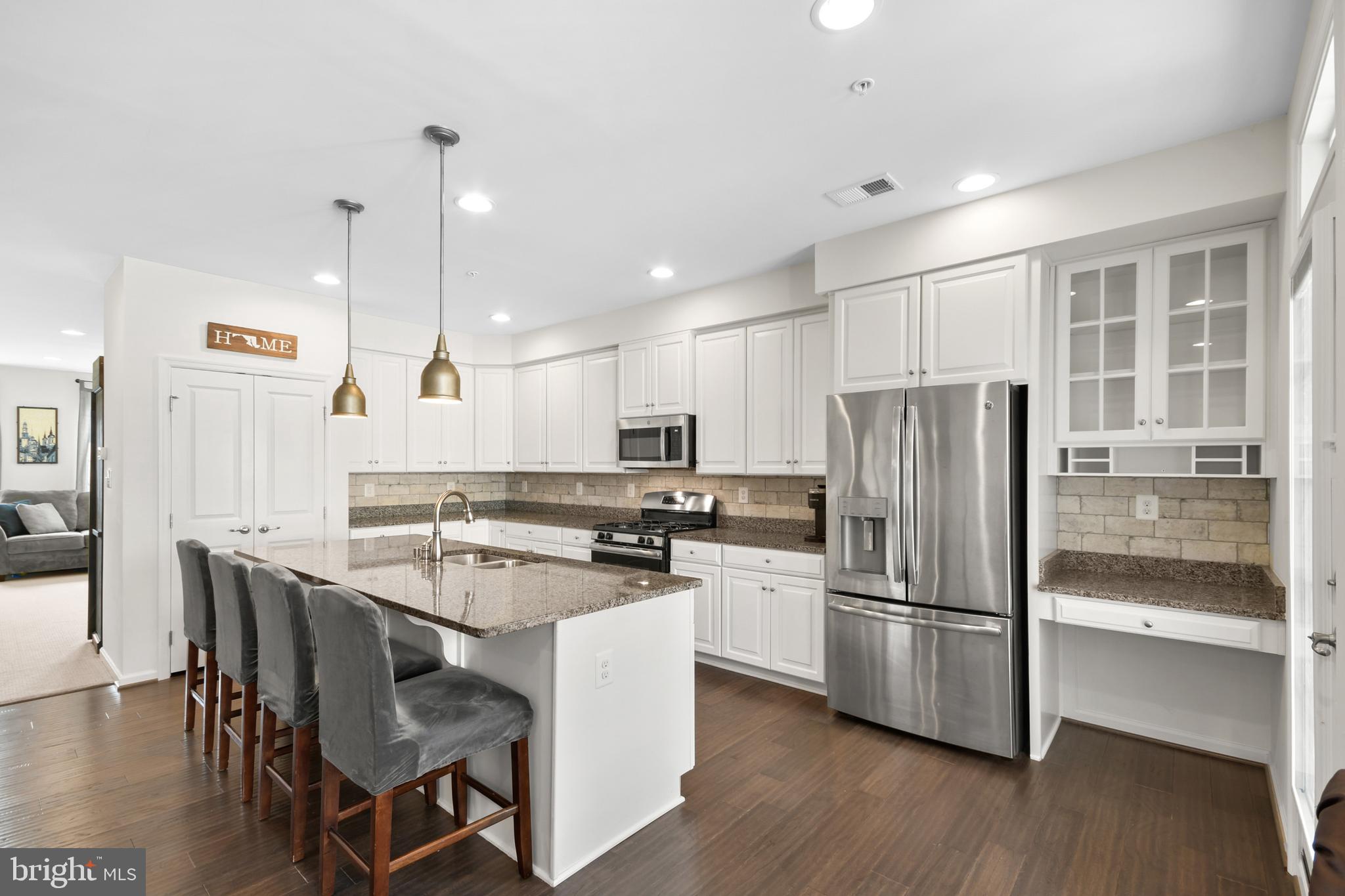 4902 Small Gains Way Frederick, MD 21703 - Photo 9 of 27 Stainless steel appliances