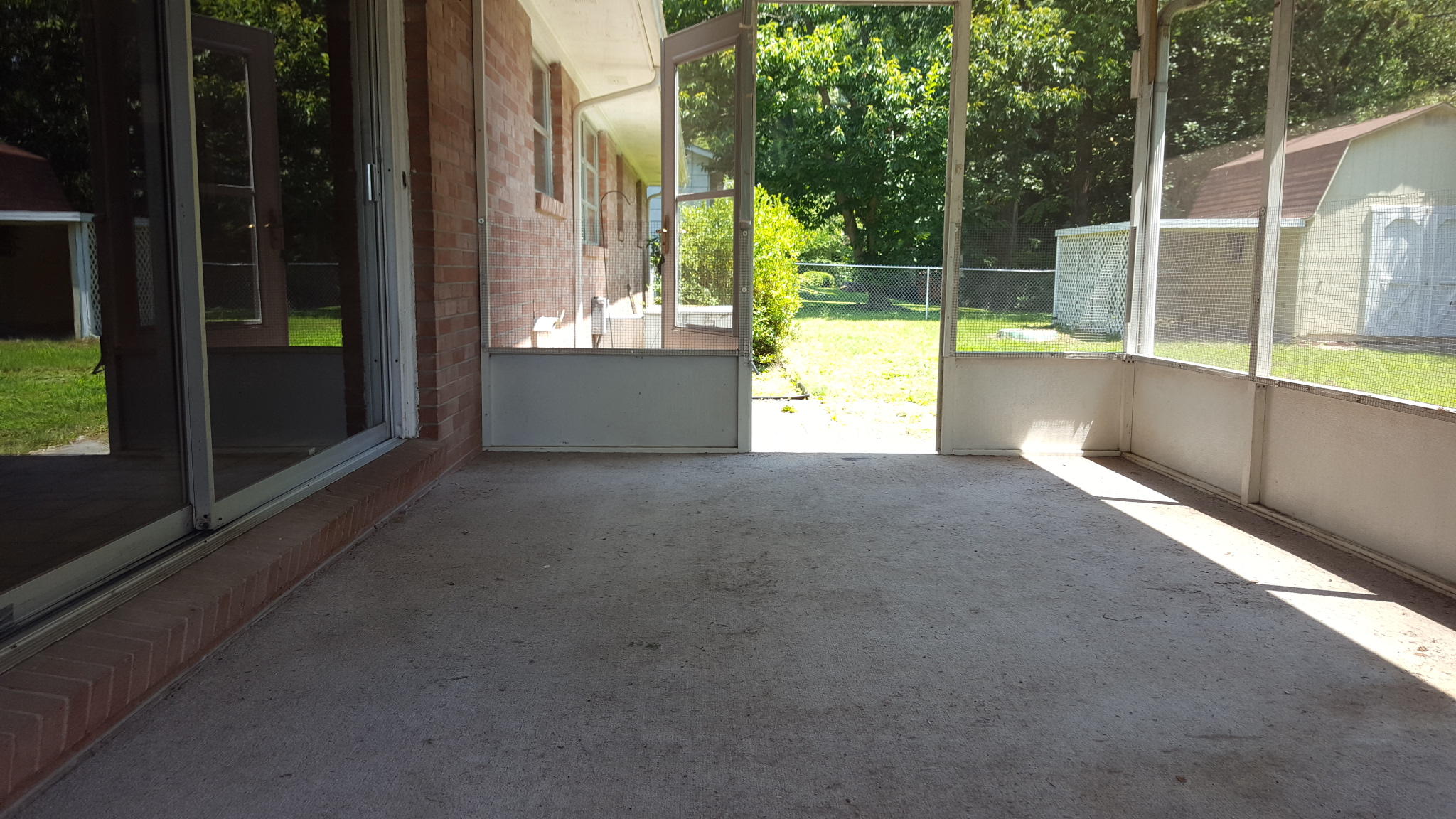 230 Iroquois Road Oak Ridge, TN 37830 - Photo 10 of 18 Screen Porch