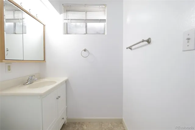 $2,900 | 1982 Fisher Way, Northglenn, CO 80233