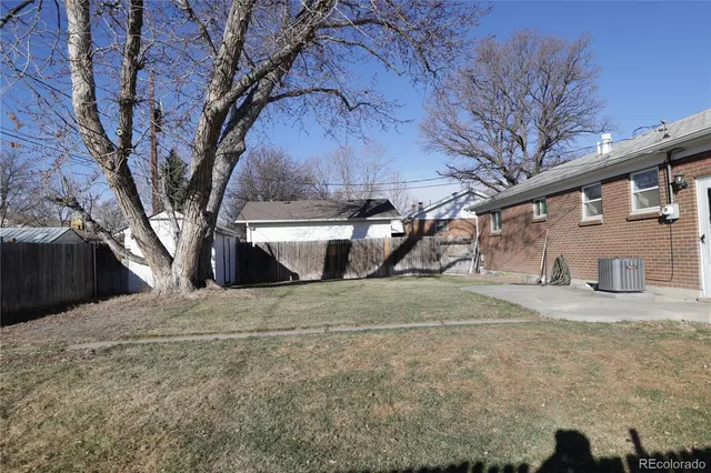 $2,900 | 1982 Fisher Way, Northglenn, CO 80233