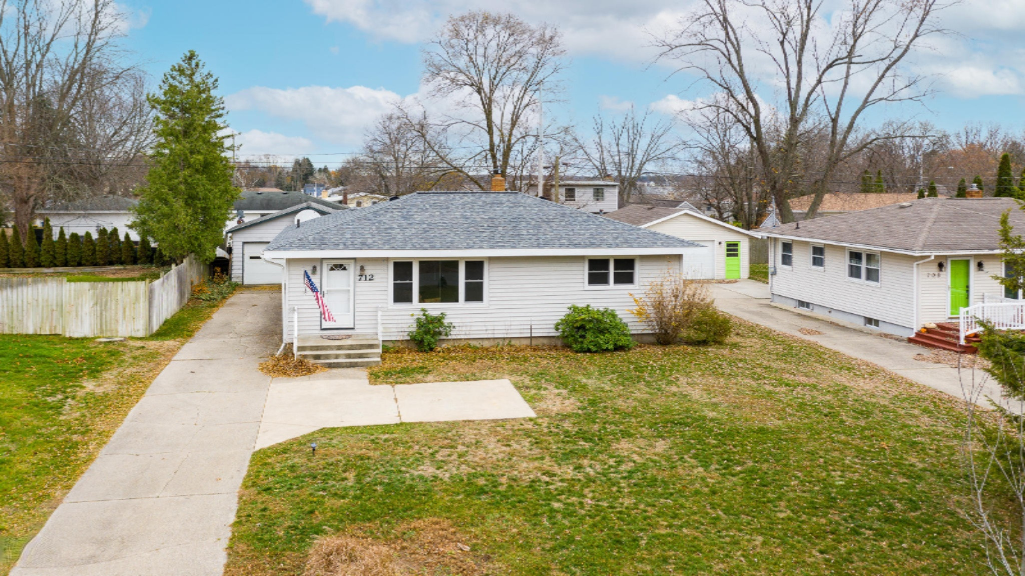 712 Winter Street Spring Lake, MI 49456 - Photo 1 of 31 712 Winter St Spring Lake-1
