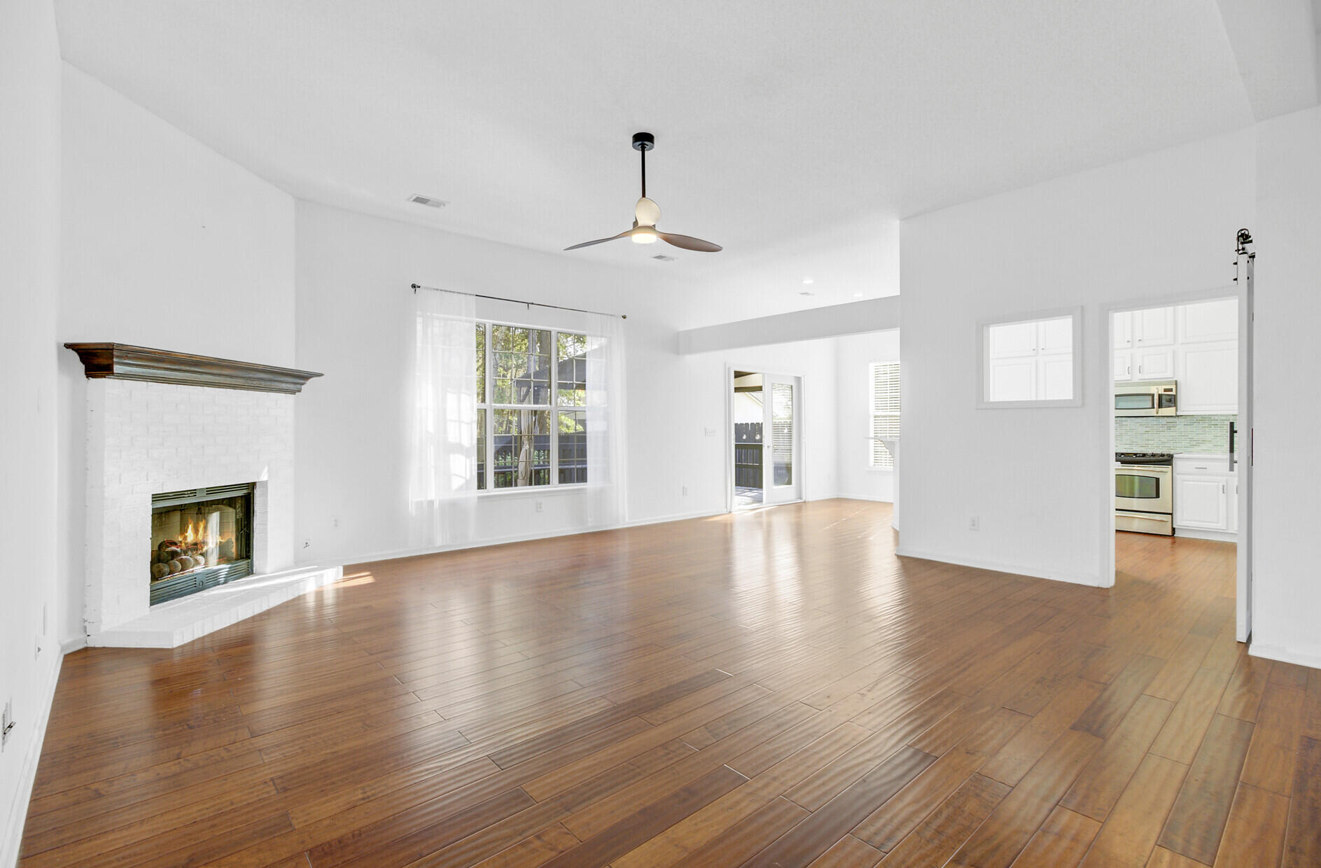 1192 Old Course Lane Mount Pleasant, SC 29466 - Photo 28 of 44 19