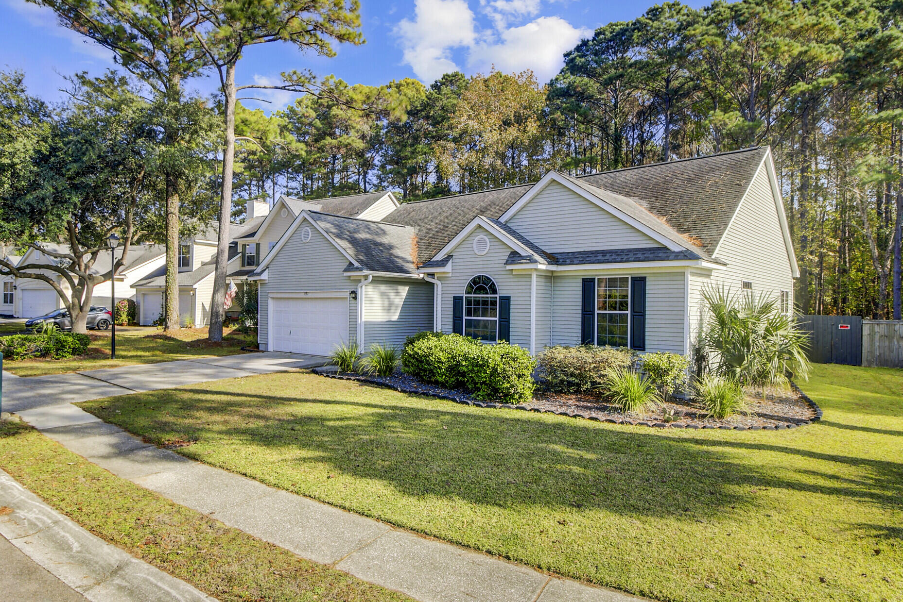 1192 Old Course Lane Mount Pleasant, SC 29466 - Photo 4 of 44 4