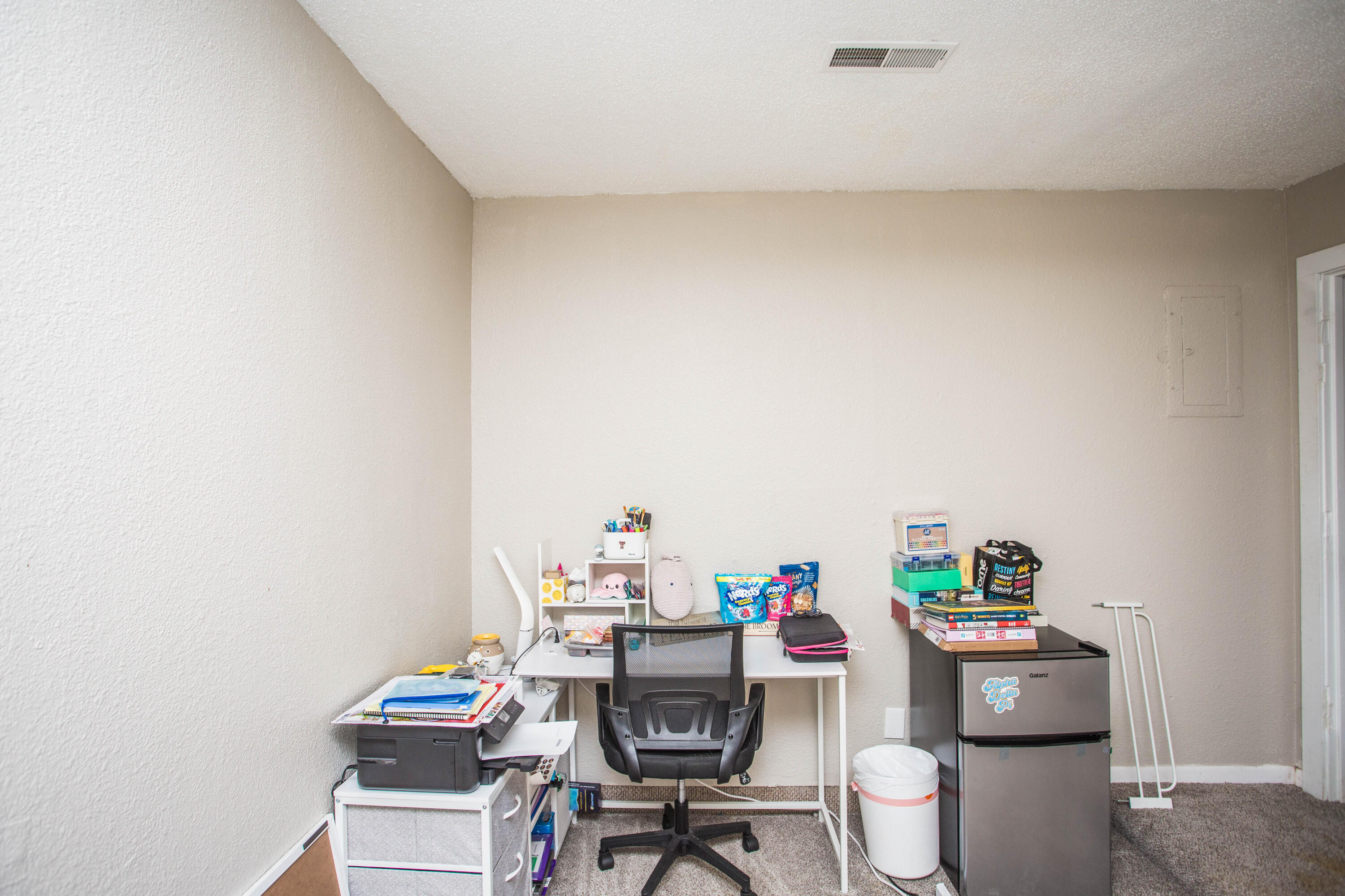 4705 Marshall Street Lubbock, TX 79416 - Photo 26 of 29 5V2A2408