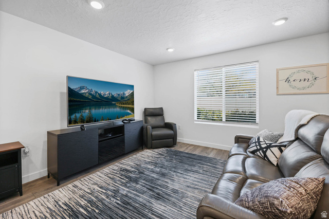 2792 North Fighting Falcon Street Layton, UT 84040 - Photo 2 of 29