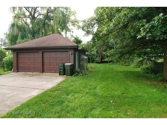 329 Shenstone Road Riverside, IL 60546 - Photo 16 of 16