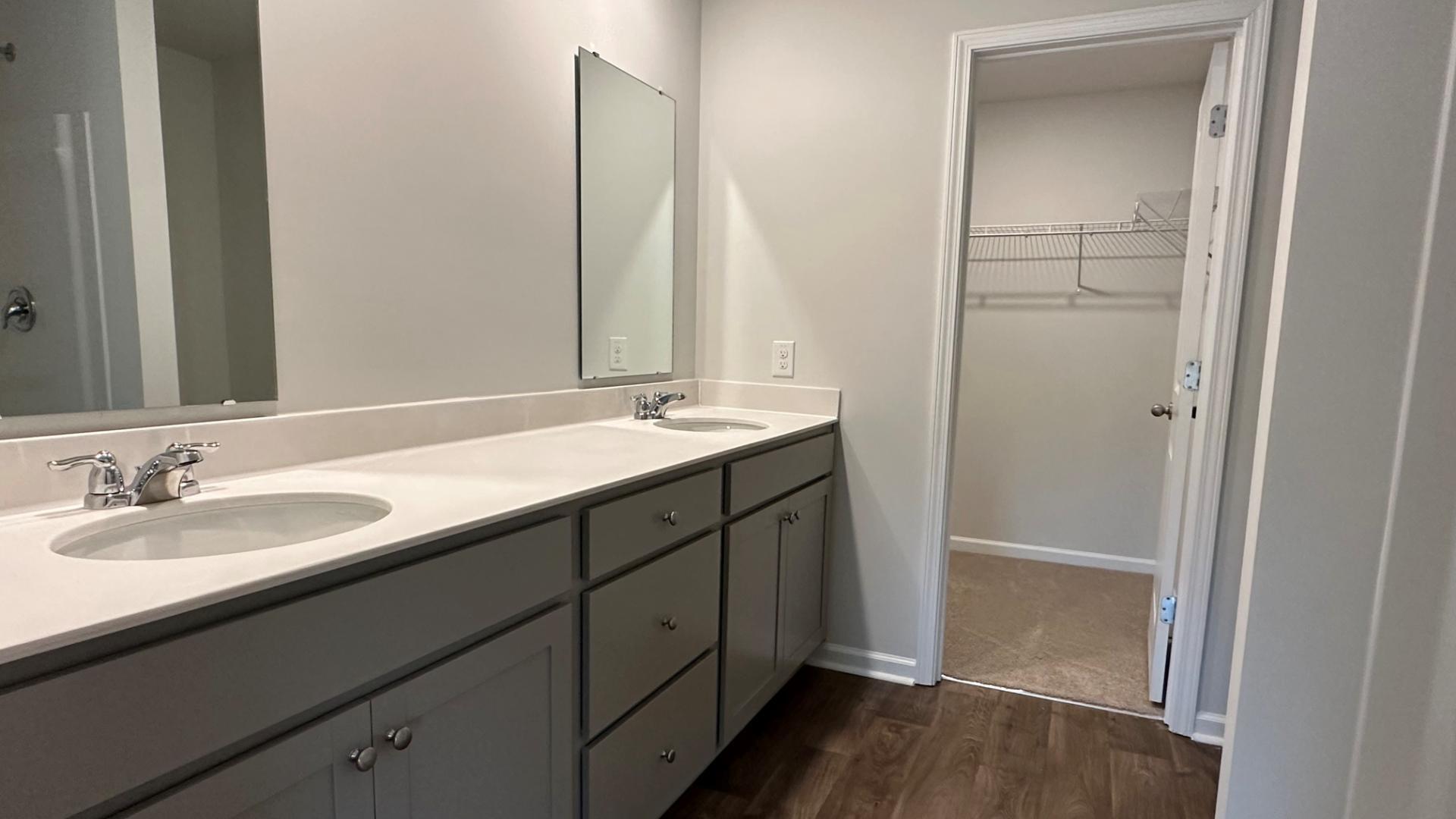 240 Ivory Shadow Road Summerville, SC 29486 - Photo 8 of 39 Murray_8