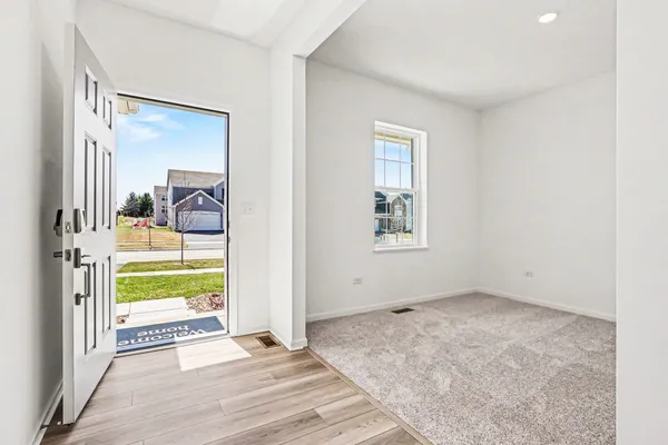 $475,000 | 413 Hathaway Lane, Oswego, IL 60543