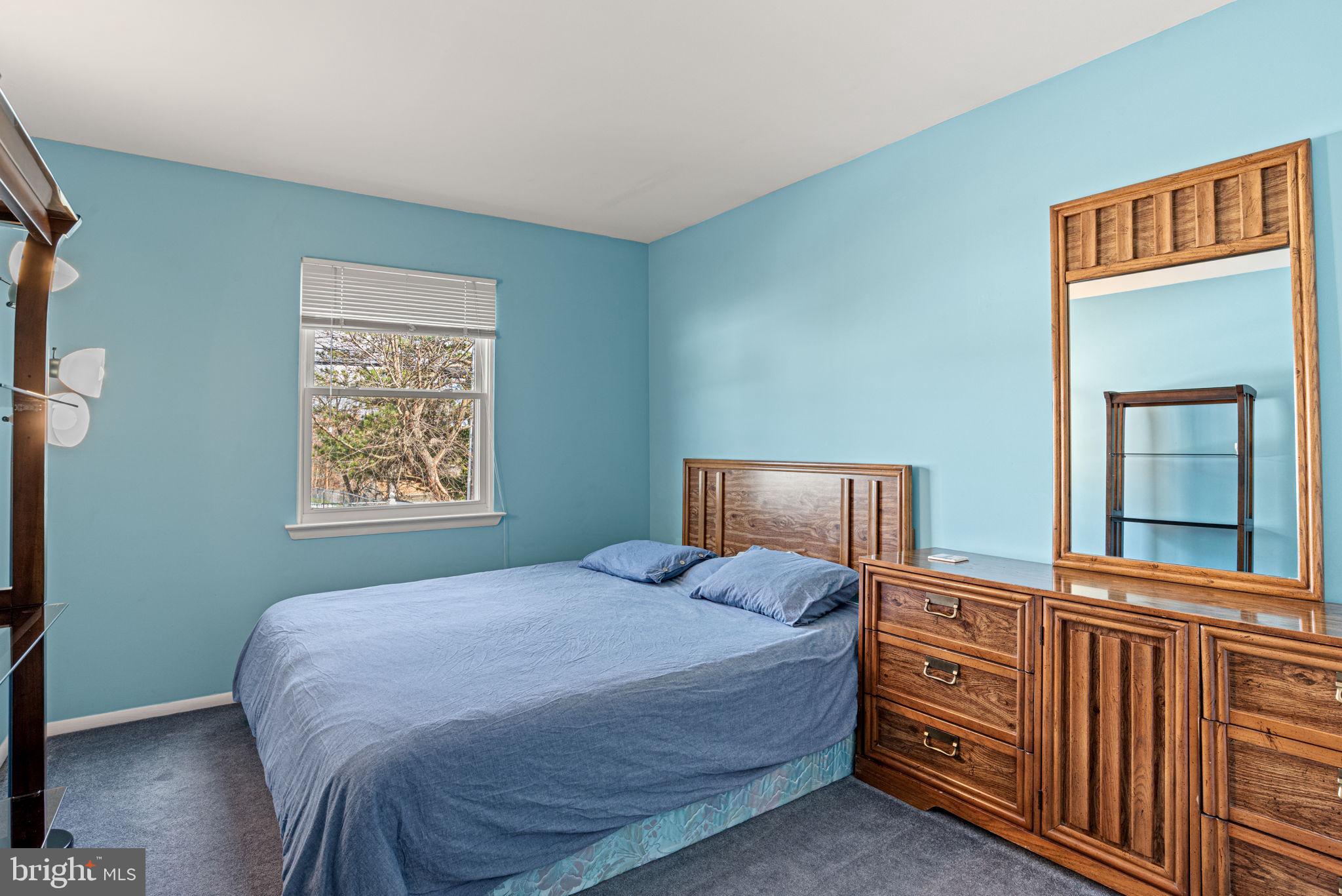 369 Hivner Road Harrisburg, PA 17111 - Photo 17 of 36