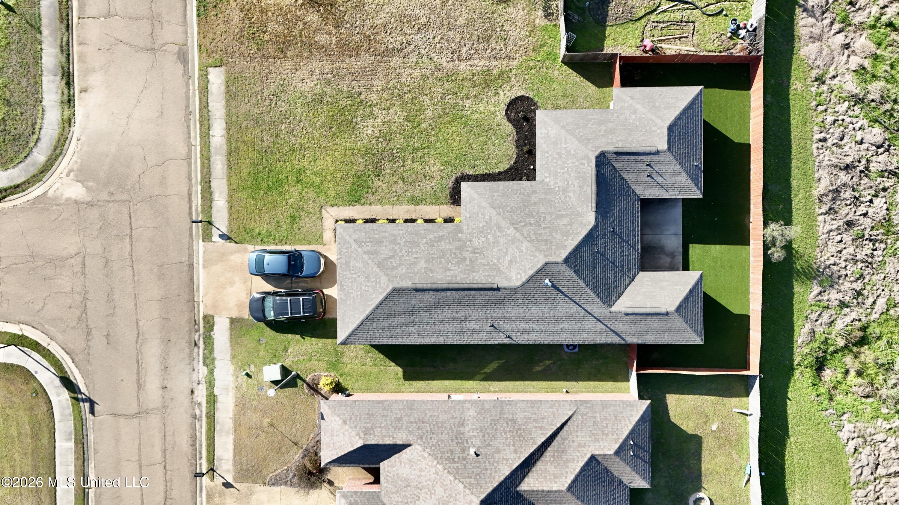 736 Hartwood Cove Brandon, MS 39042 - Photo 2 of 27 drone of lot