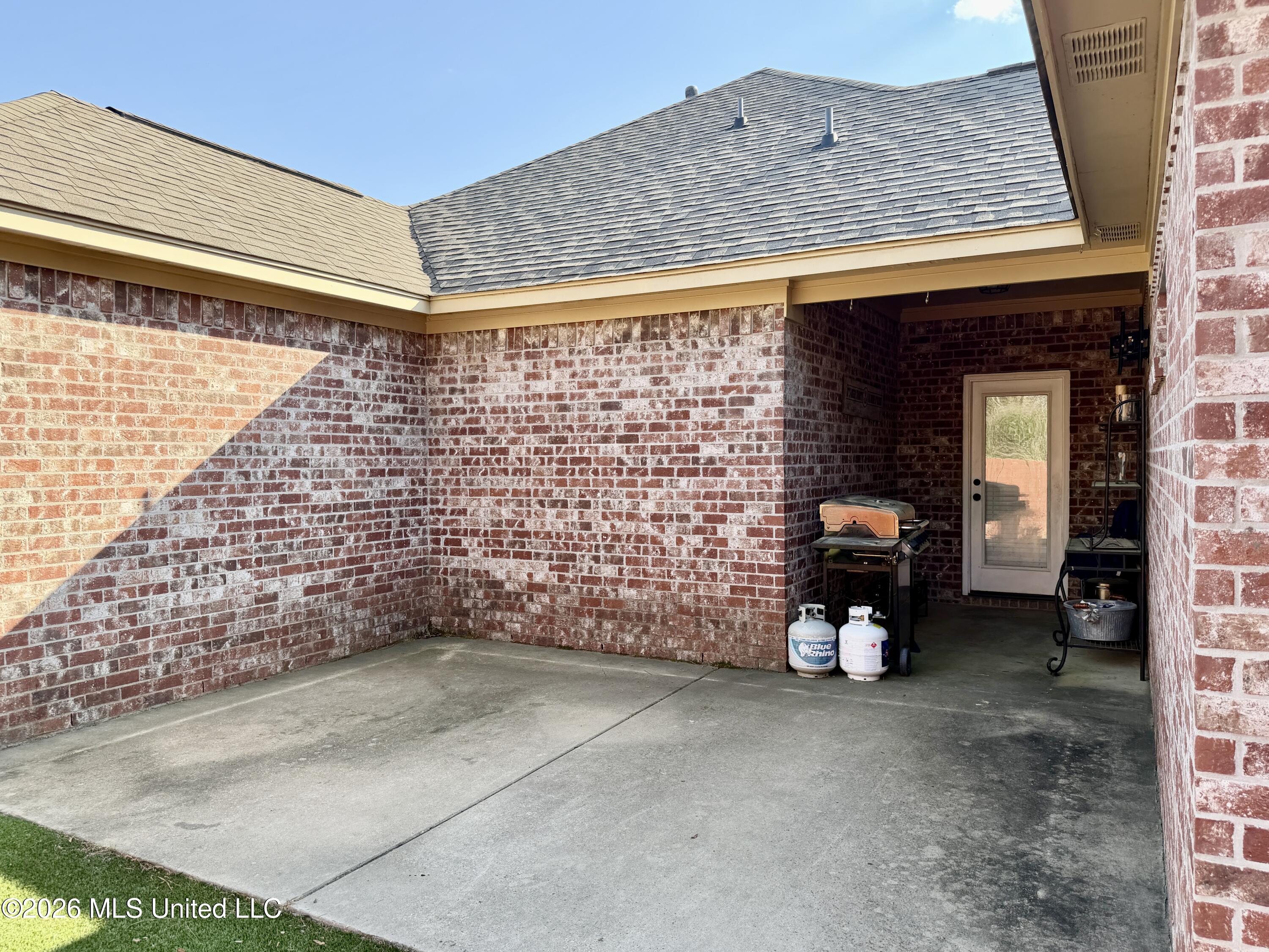 736 Hartwood Cove Brandon, MS 39042 - Photo 25 of 27 backyard patio best