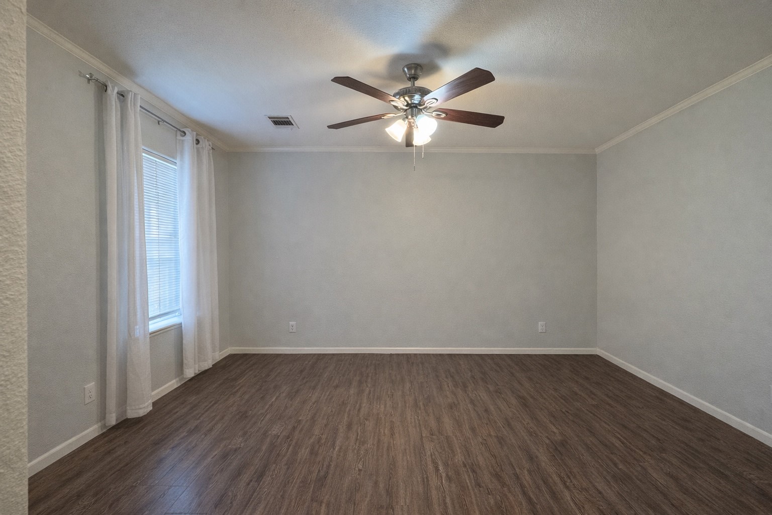 21411 Berry Ridge Lane Tomball, TX 77375 - Photo 5 of 24 Welcome to your master suite!