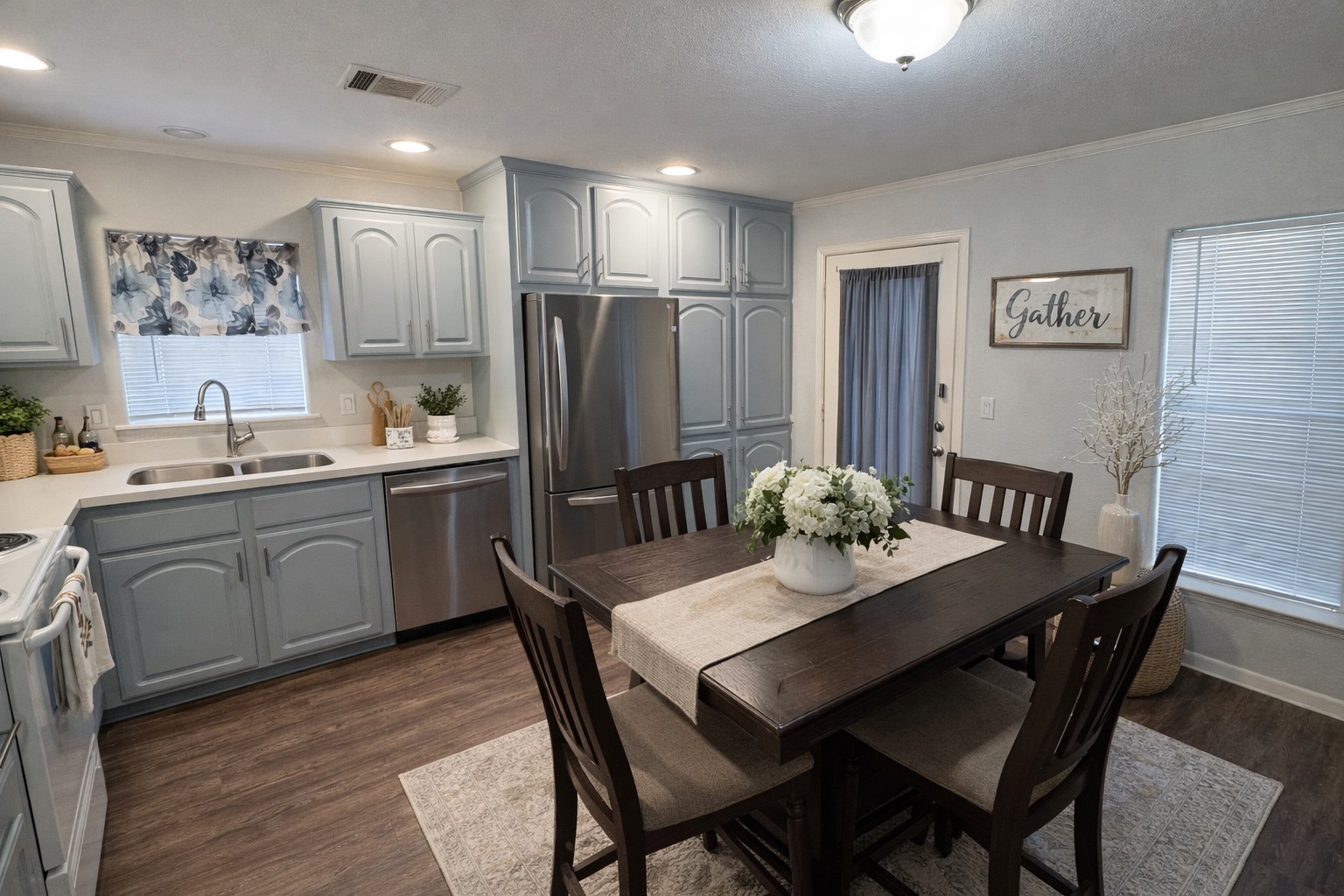 21411 Berry Ridge Lane Tomball, TX 77375 - Photo 10 of 24 Kitchen, new SS dishwasher just installed!