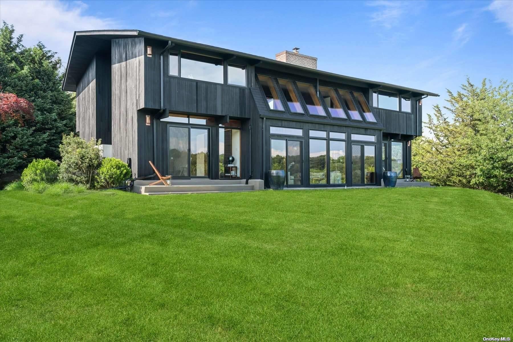 a front view of house with yard