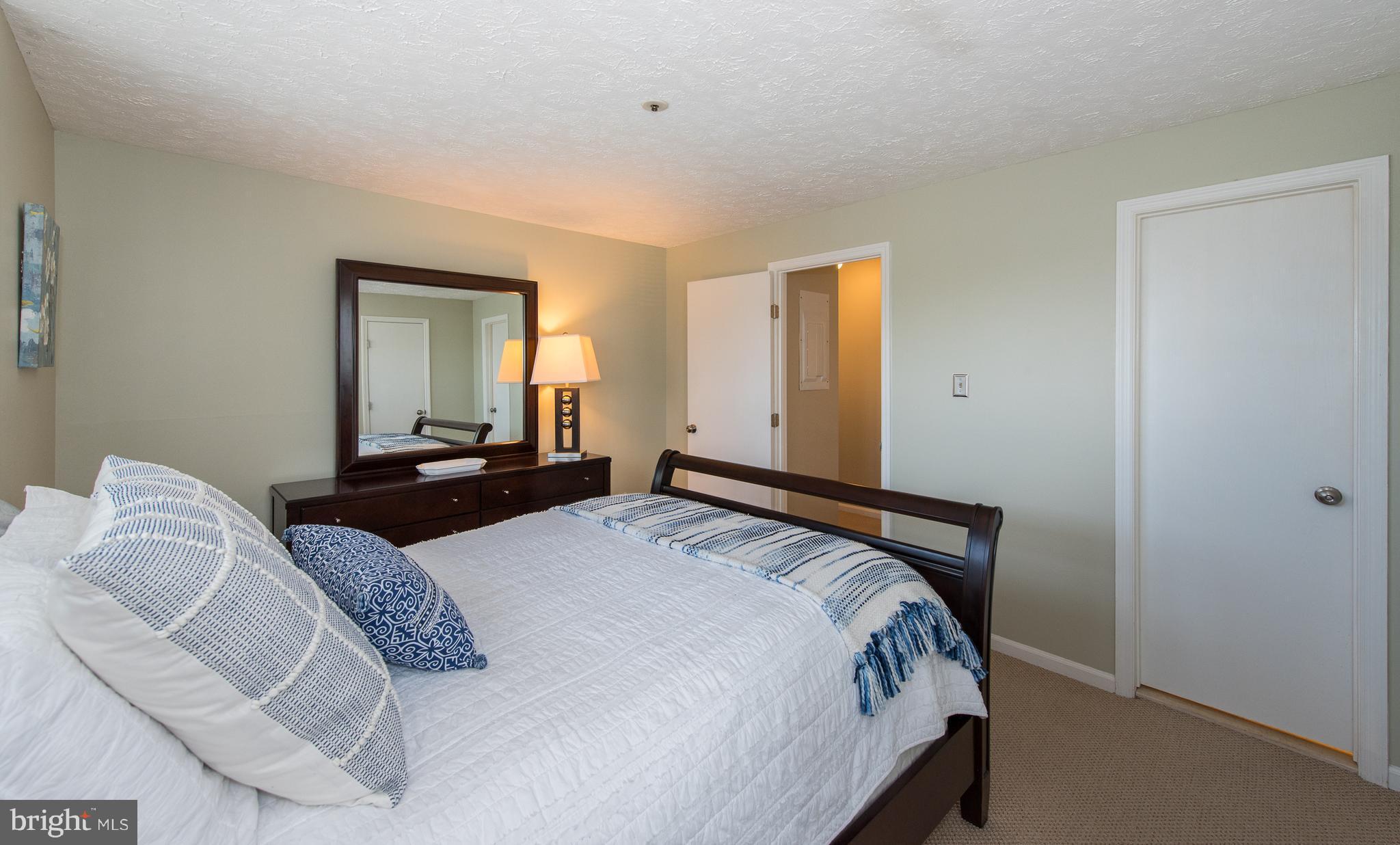 6450 Greenfield Road, Unit 3303 Elkridge, MD 21075 - Photo 17 of 27 Bedroom (Master)