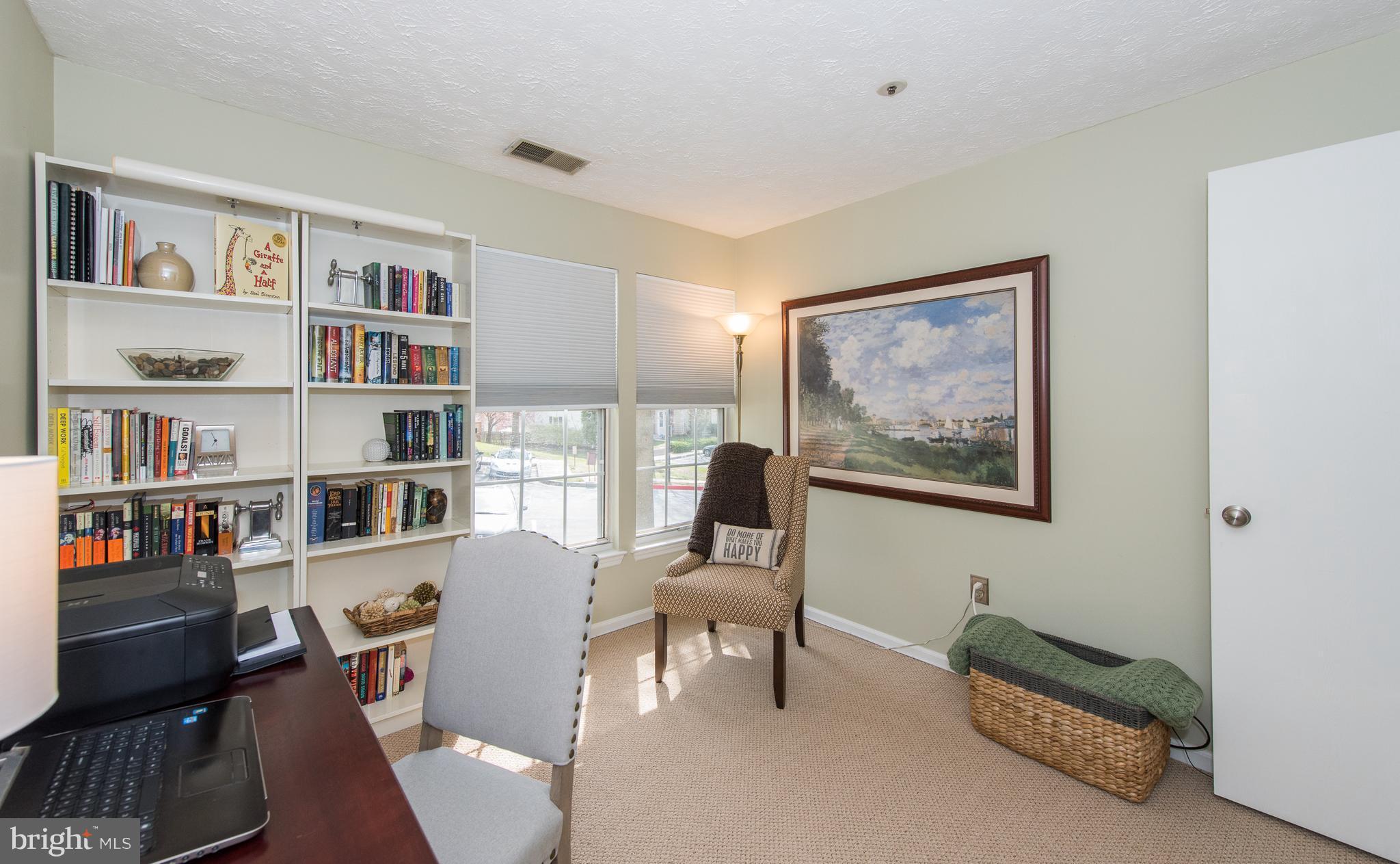 6450 Greenfield Road, Unit 3303 Elkridge, MD 21075 - Photo 21 of 27 Bedroom 2