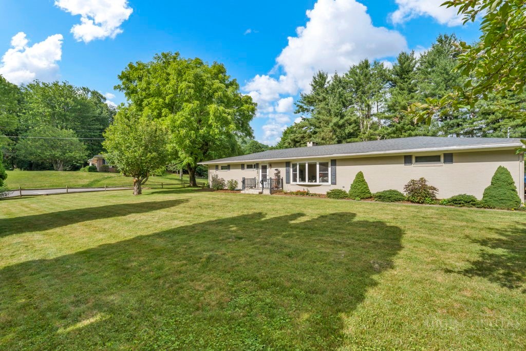 443 Dogwood Road Boone, NC 28607 - Photo 27 of 33