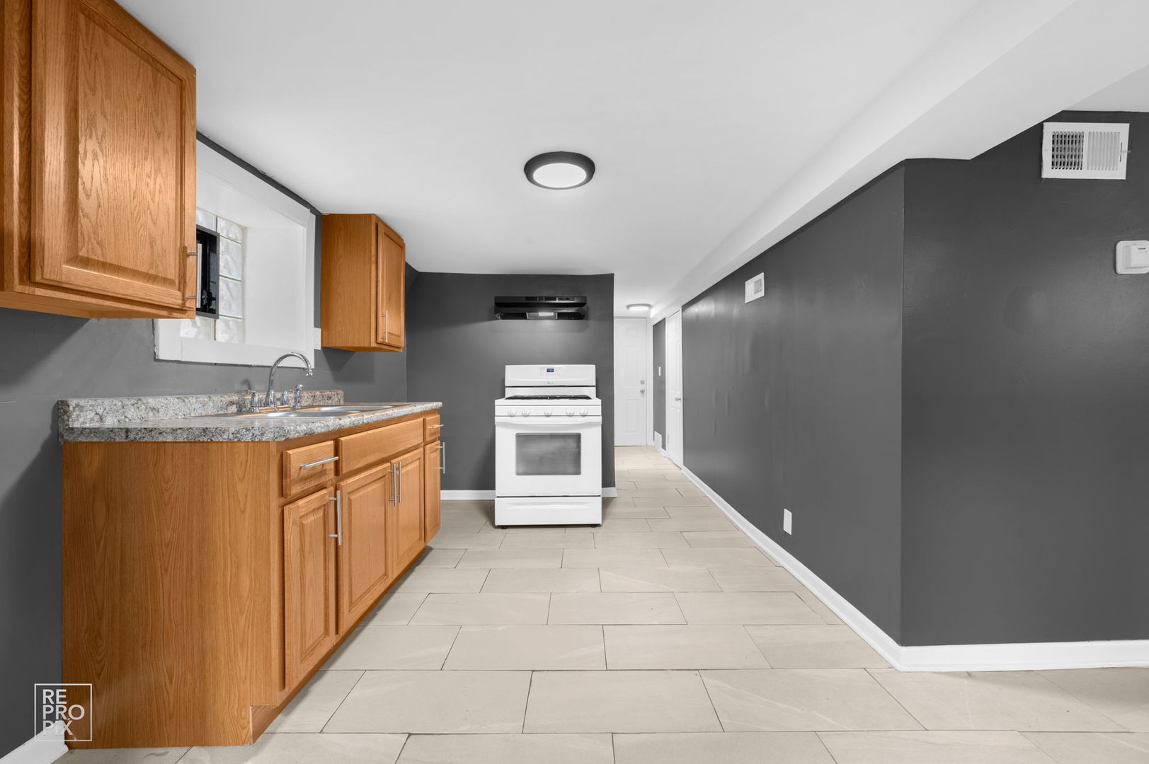 738 East Marquette Road Chicago, IL 60637 - Photo 25 of 28 Gallery Image 25