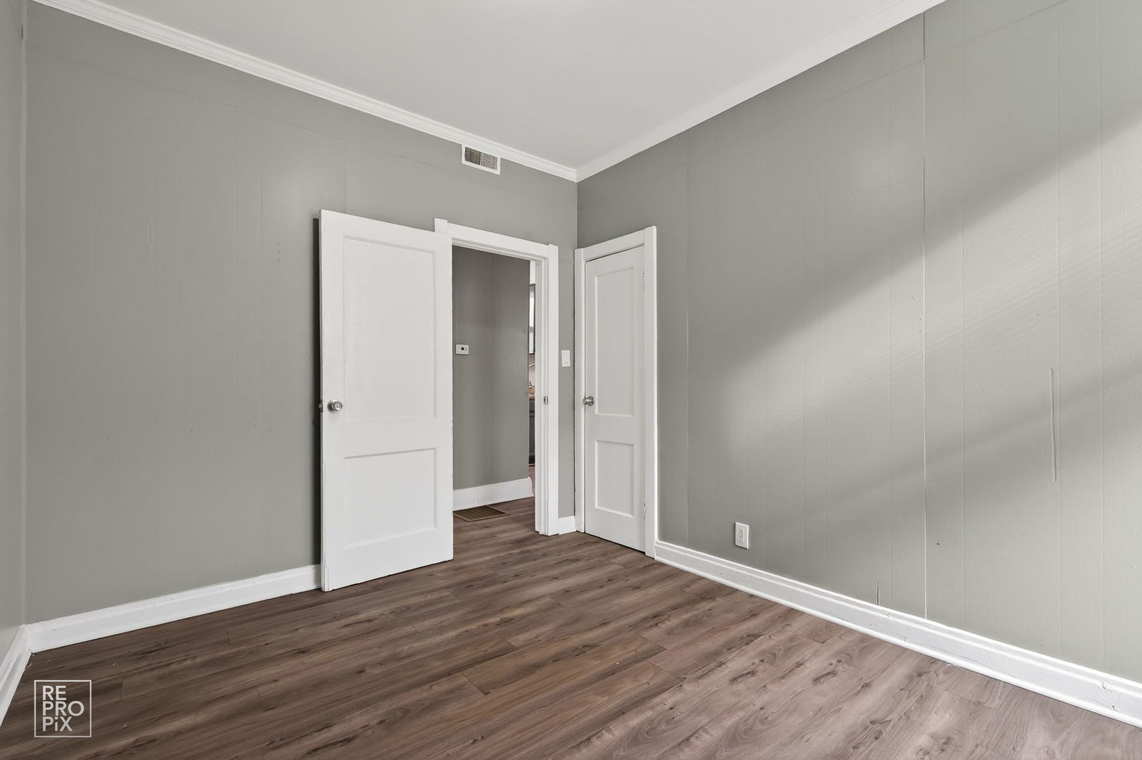 738 East Marquette Road Chicago, IL 60637 - Photo 8 of 28 Gallery Image 8
