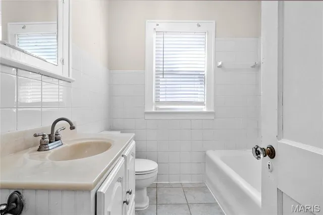 $2,750 | 970 Kirkham Avenue, St. Louis, MO 63122