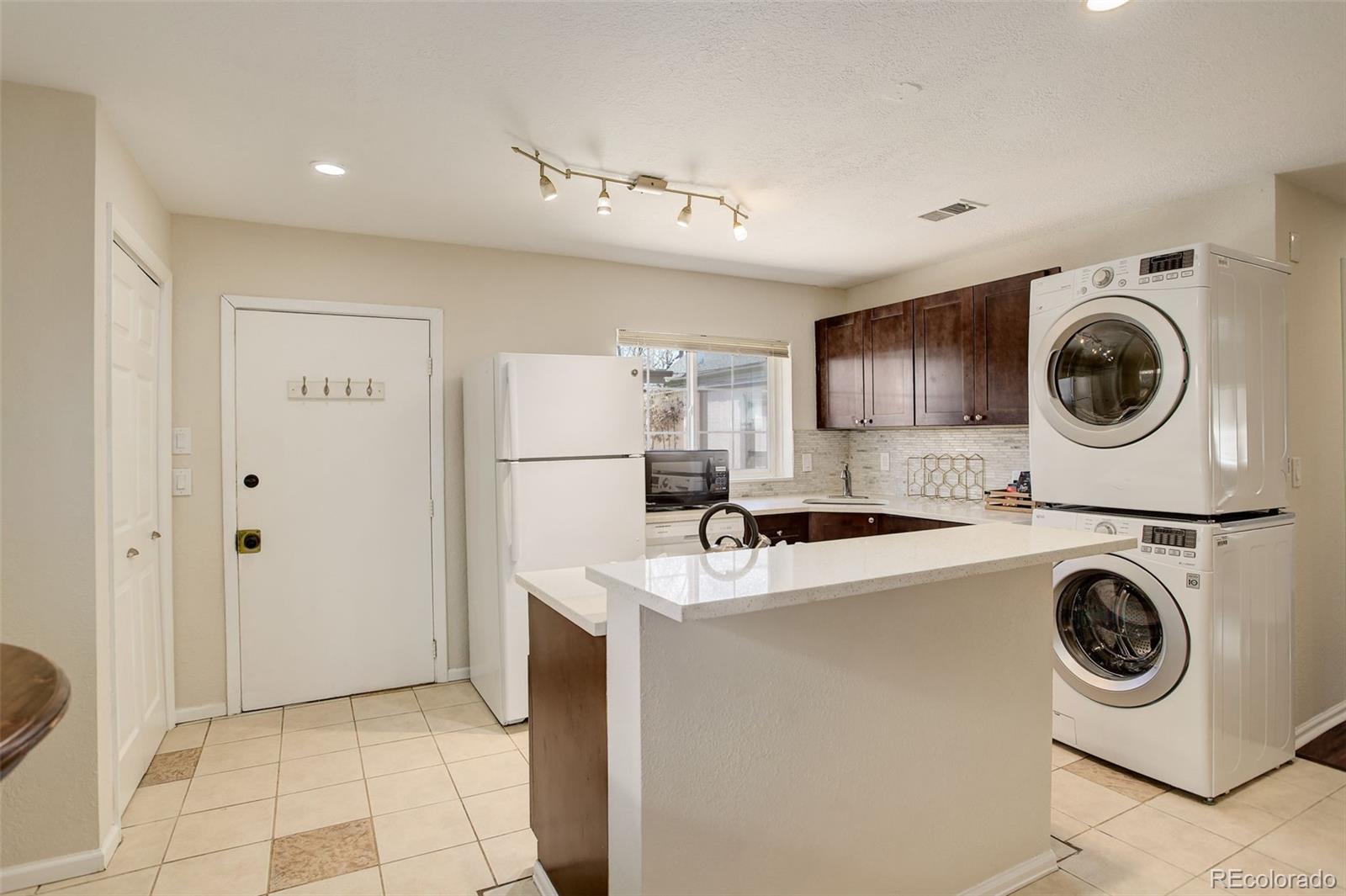 345 Delaware Street Denver, CO 80223 - Photo 23 of 36