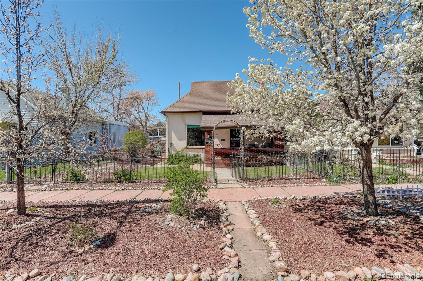 345 Delaware Street Denver, CO 80223 - Photo 3 of 36