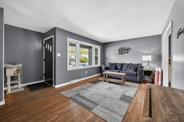 $238,900 | 105 Robinson Drive, Lawrenceburg, IN 47025