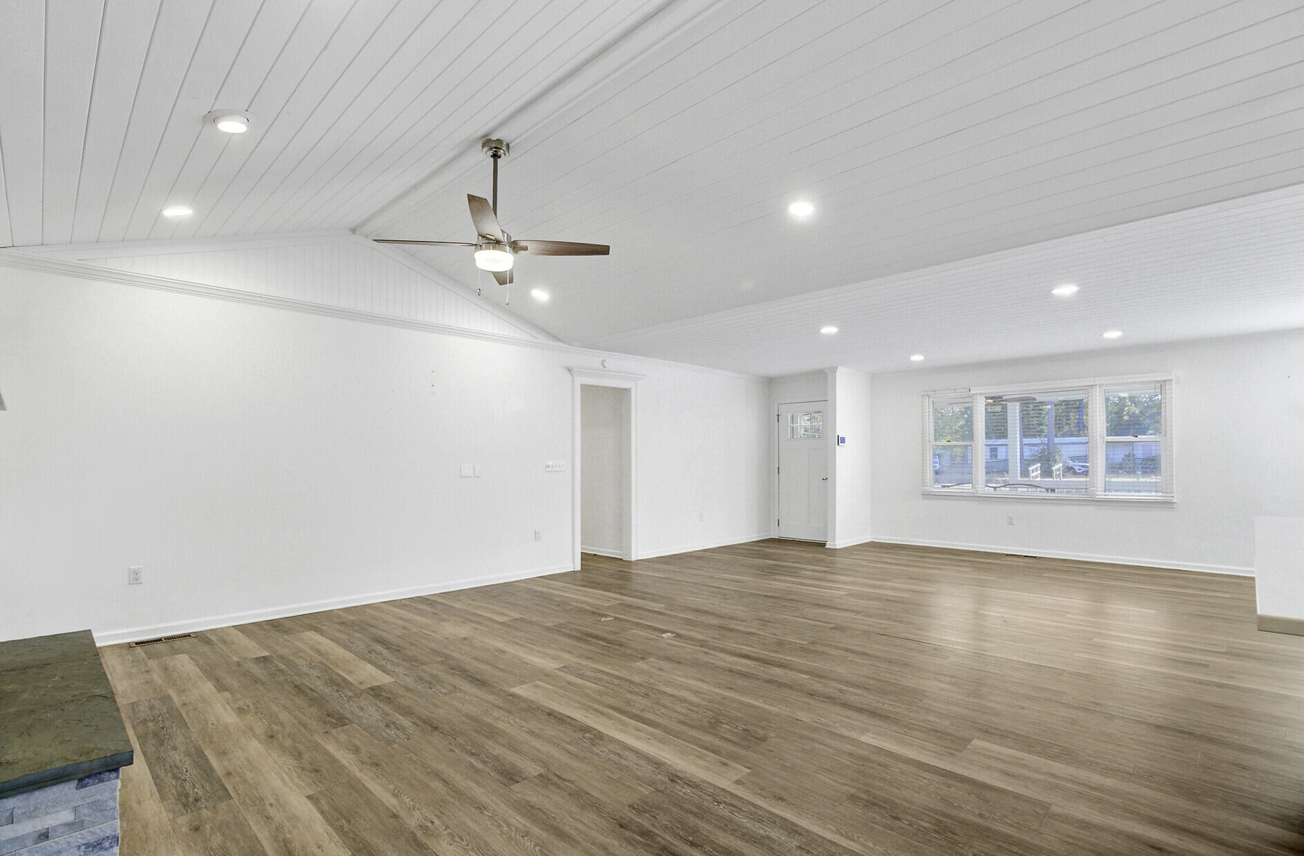 201 Welles Lane Walterboro, SC 29488 - Photo 11 of 46 14_14_mls