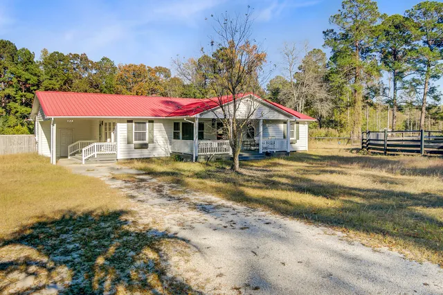 $565,000 | 201 Welles Lane, Walterboro, SC 29488