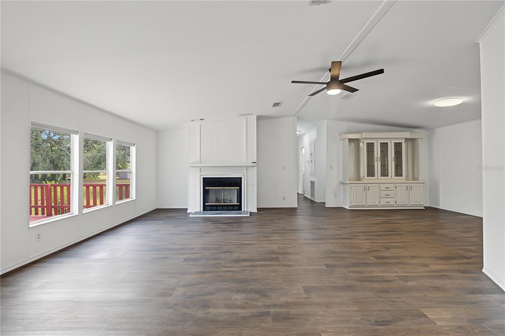 7257 Berry Road Zephyrhills, FL 33540 - Photo 6 of 43 Gallery Image 6
