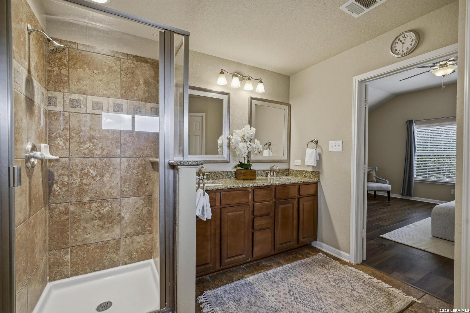 9022 Western View Helotes, TX 78023 - Photo 21 of 32