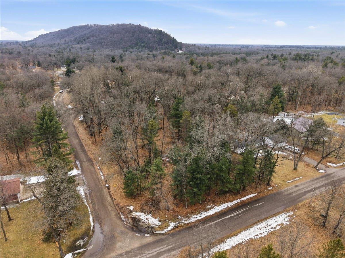 1179 Czech Friendship, WI 53934 - Photo 4 of 19