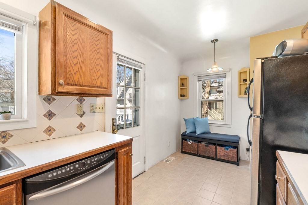 47 Creeley Road Belmont, MA 02478 - Photo 11 of 22 Gallery Image 11