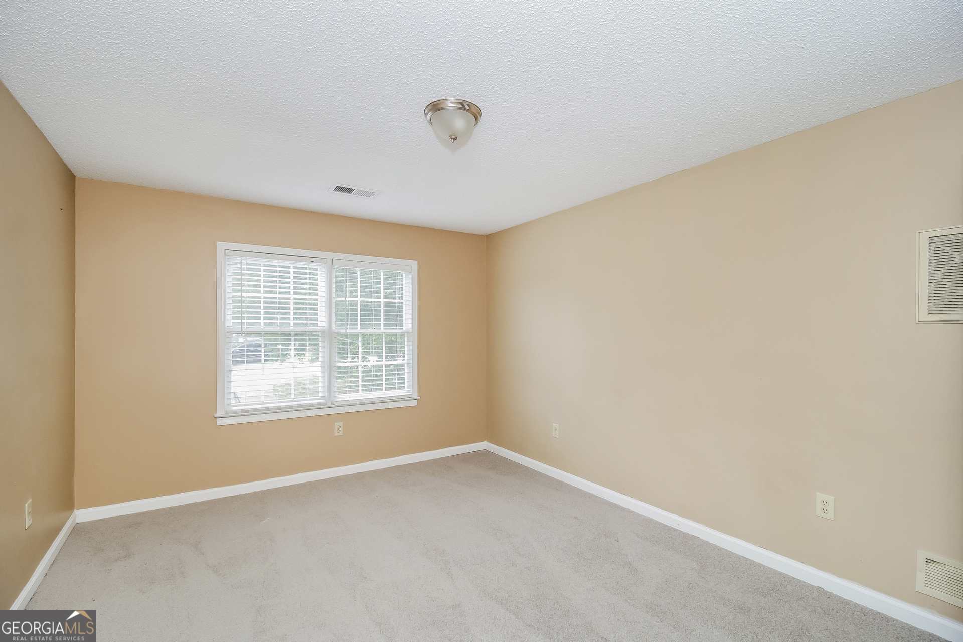 55 Jennifer Lane Rydal, GA 30171 - Photo 10 of 17