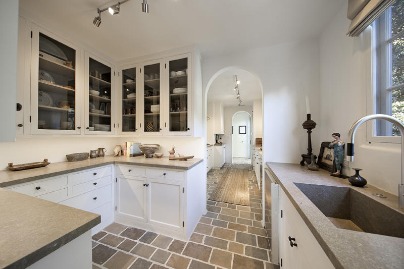 655 El Bosque Road Santa Barbara, CA 93108 - Photo 11 of 28 11-655ElBosque_04-Butler's