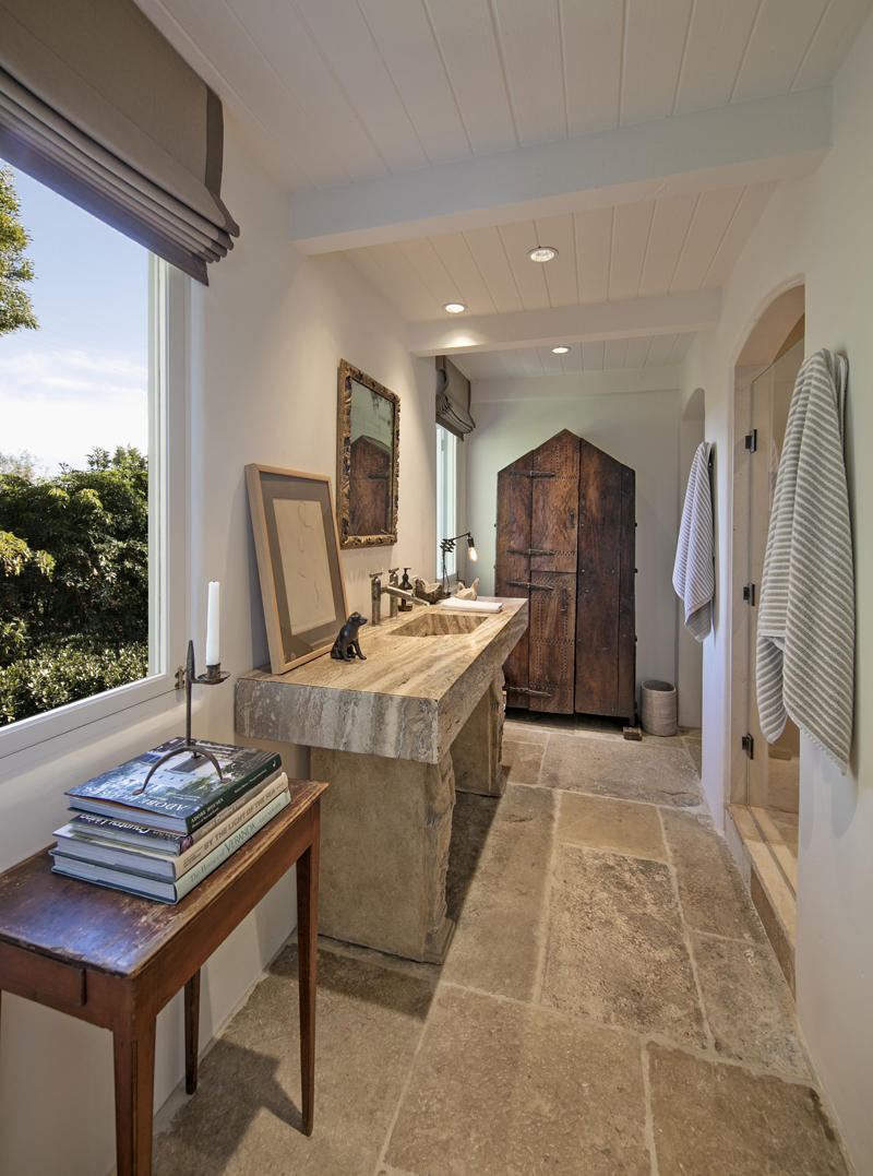 655 El Bosque Road Santa Barbara, CA 93108 - Photo 14 of 28 14-655ElBosque_06-Master Bath