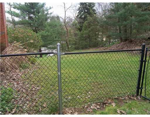 109 Deer Road Pittsburgh, PA 15237 - Photo 18 of 18 Yard/Garden.