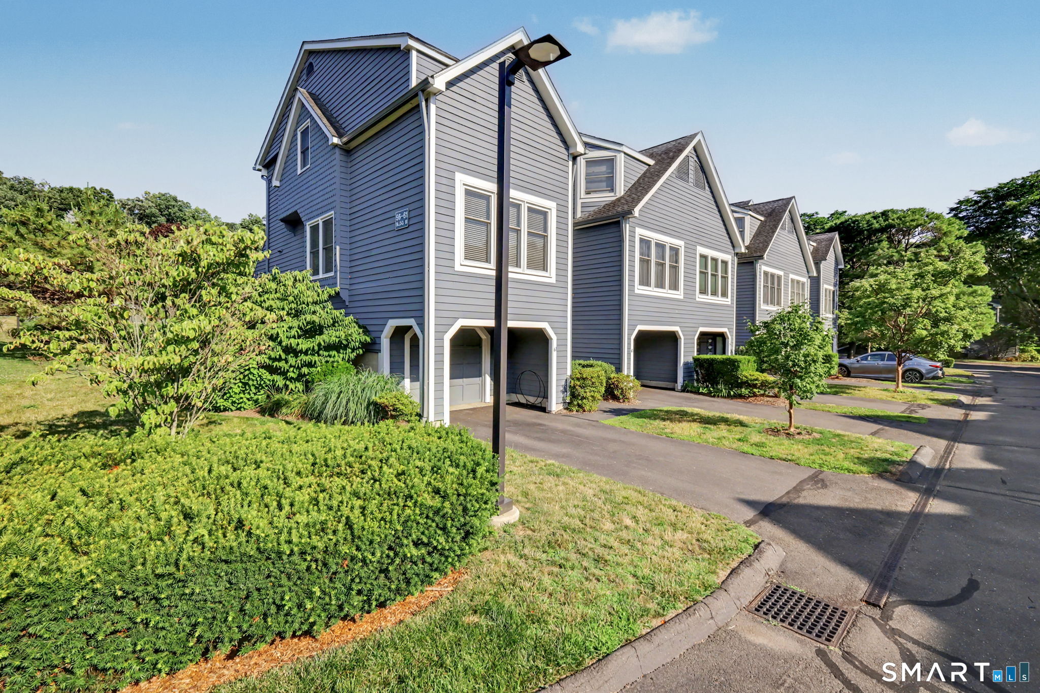 61 Fawn Ridge Lane, Unit 61 Wilton, CT 06897 - Photo 1 of 33