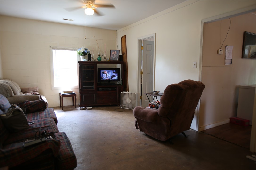 146 Howe Road Central, SC 29630 - Photo 17 of 17