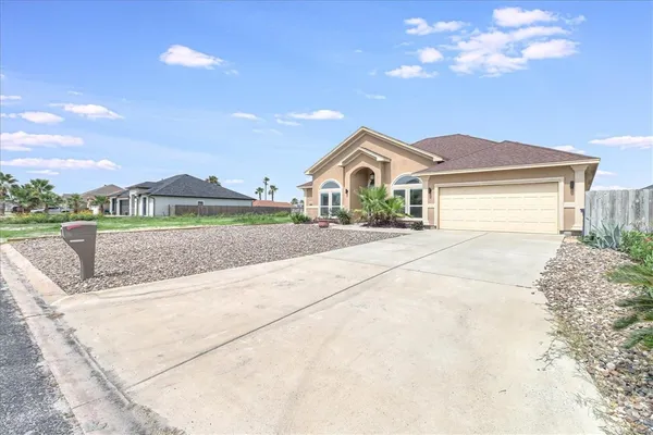 $3,600 | 15501 Escapade Street, Corpus Christi, TX 78418