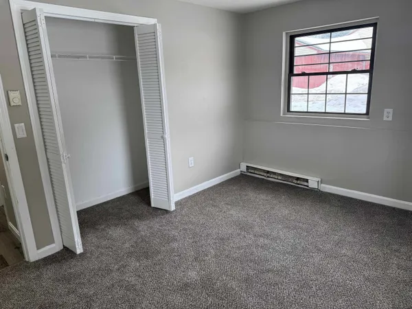 $159,999 | 12 East Side Drive, Unit 402, Concord, NH 03301