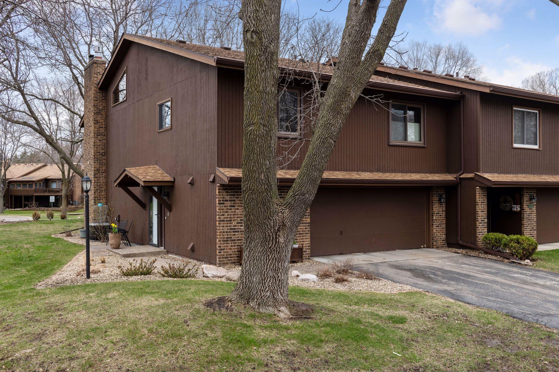 9306 Nesbitt Road Bloomington, MN 55437 - Photo 1 of 26 Gallery Image 1