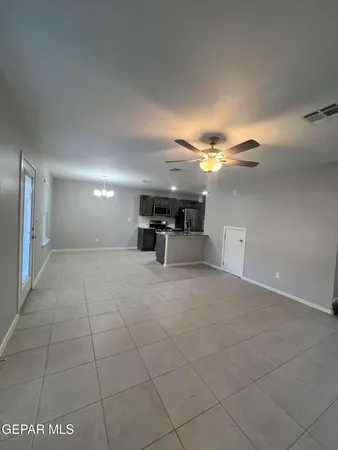 a view of livingroom with furniture