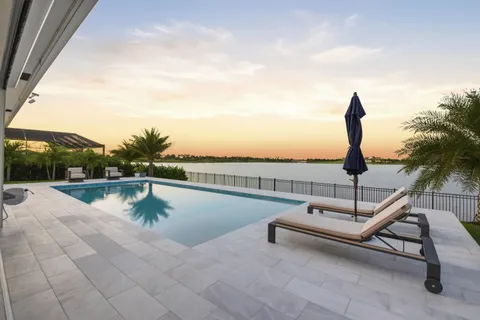 $1,495,000 | 679 Hookline Circle, Loxahatchee, FL 33470