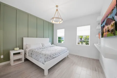 $1,495,000 | 679 Hookline Circle, Loxahatchee, FL 33470