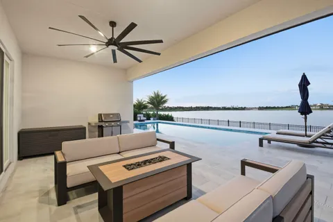 $1,495,000 | 679 Hookline Circle, Loxahatchee, FL 33470