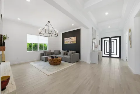 $1,495,000 | 679 Hookline Circle, Loxahatchee, FL 33470