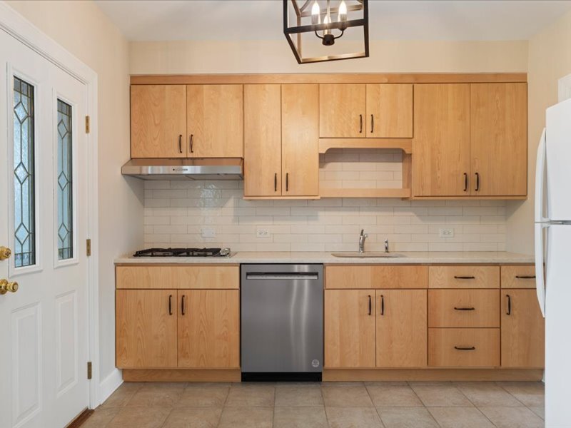 2123 West 107th Street Chicago, IL 60643 - Photo 11 of 31