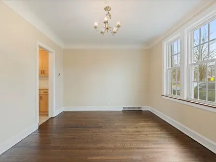 $435,000 | 2123 West 107th Street, Chicago, IL 60643