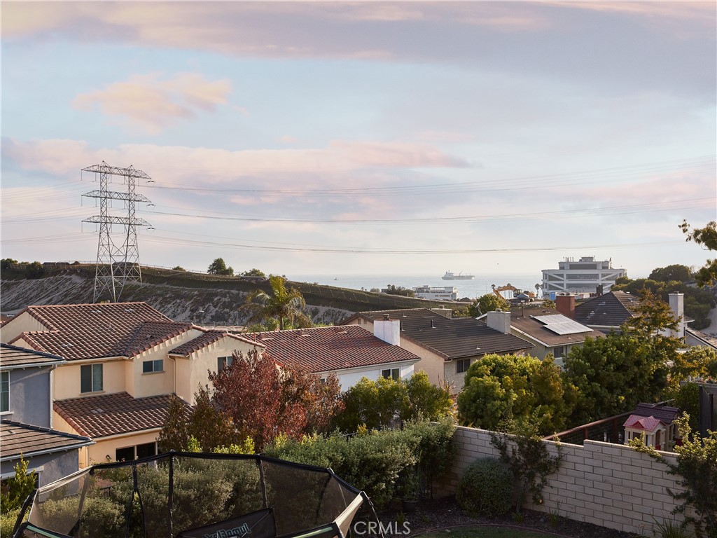 700 West Sycamore Avenue El Segundo, CA 90245 - Photo 27 of 42 an aerial view of residential houses with outdoor space